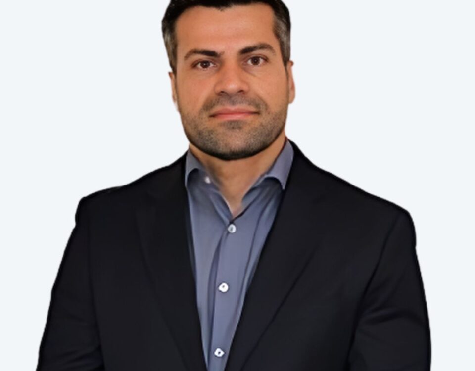 Dr. Mehdi Azadvari